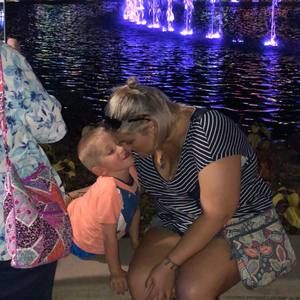 Meet your Posher, Jaclyn